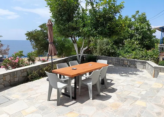 Ξενοδοχείο με διαμερίσματα Sea&park View 3*